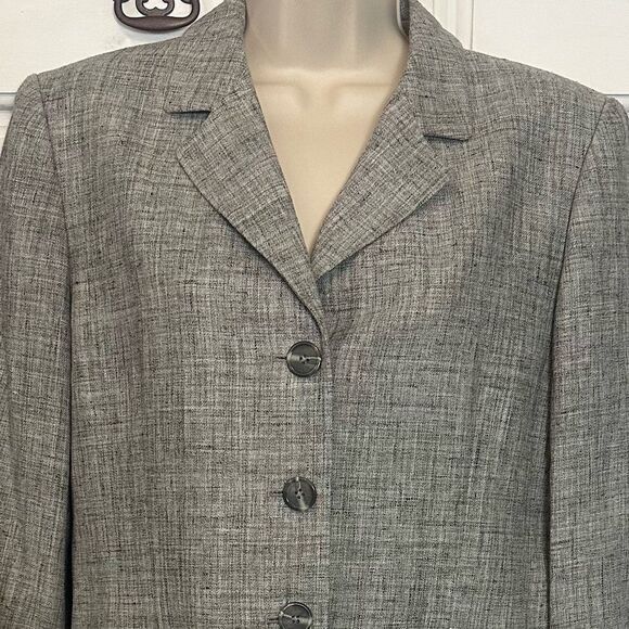 Vintage Jones New York Silk/Linen Blazer - Picture 4 of 16